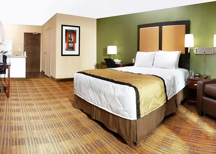 Extended America - - Biltmore 2*